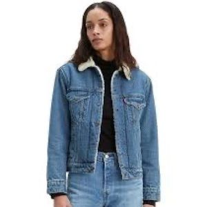 Levi’s Sherpa-lined jacket